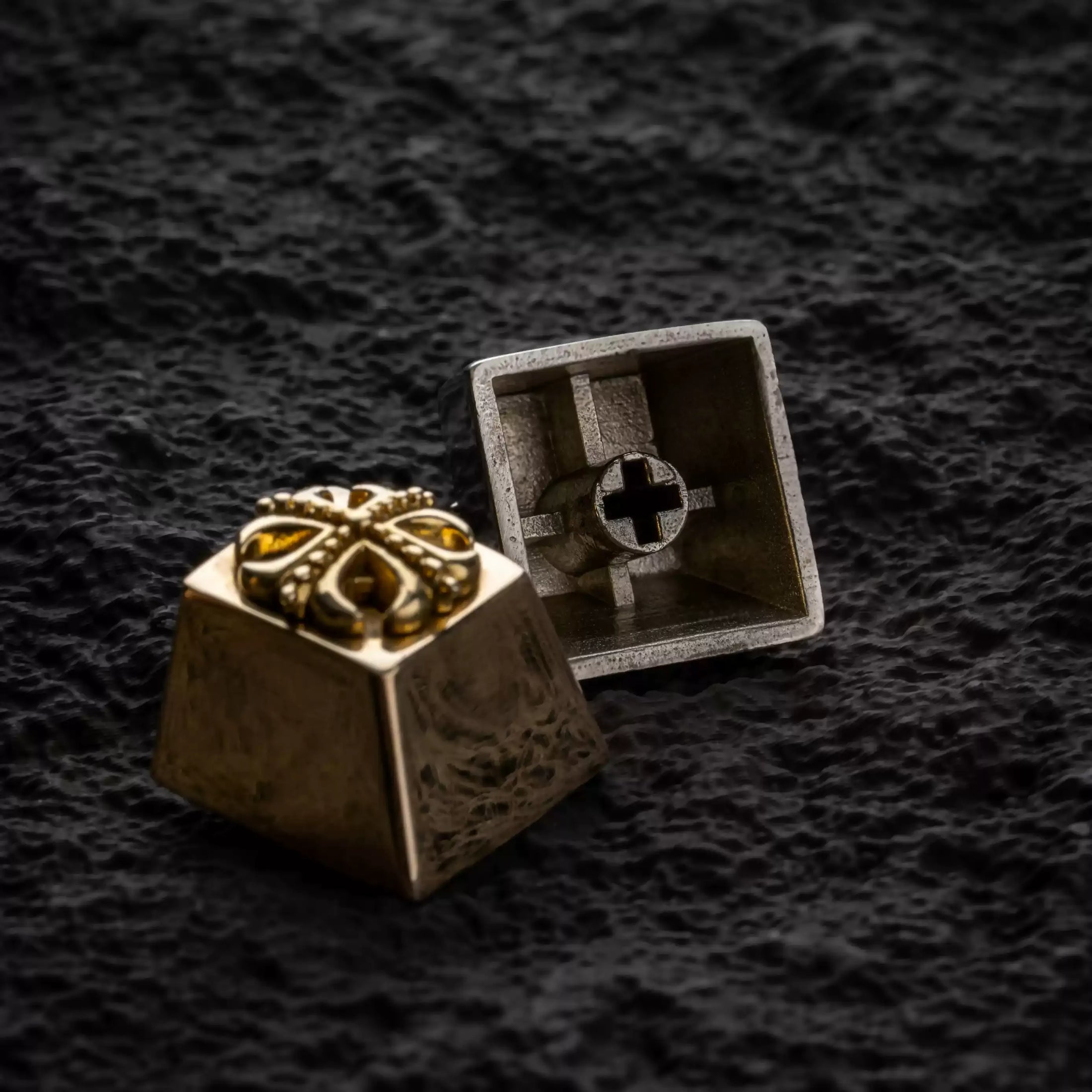 Yu-Gi-Oh Sacred Cross Copper Artisan Keycap