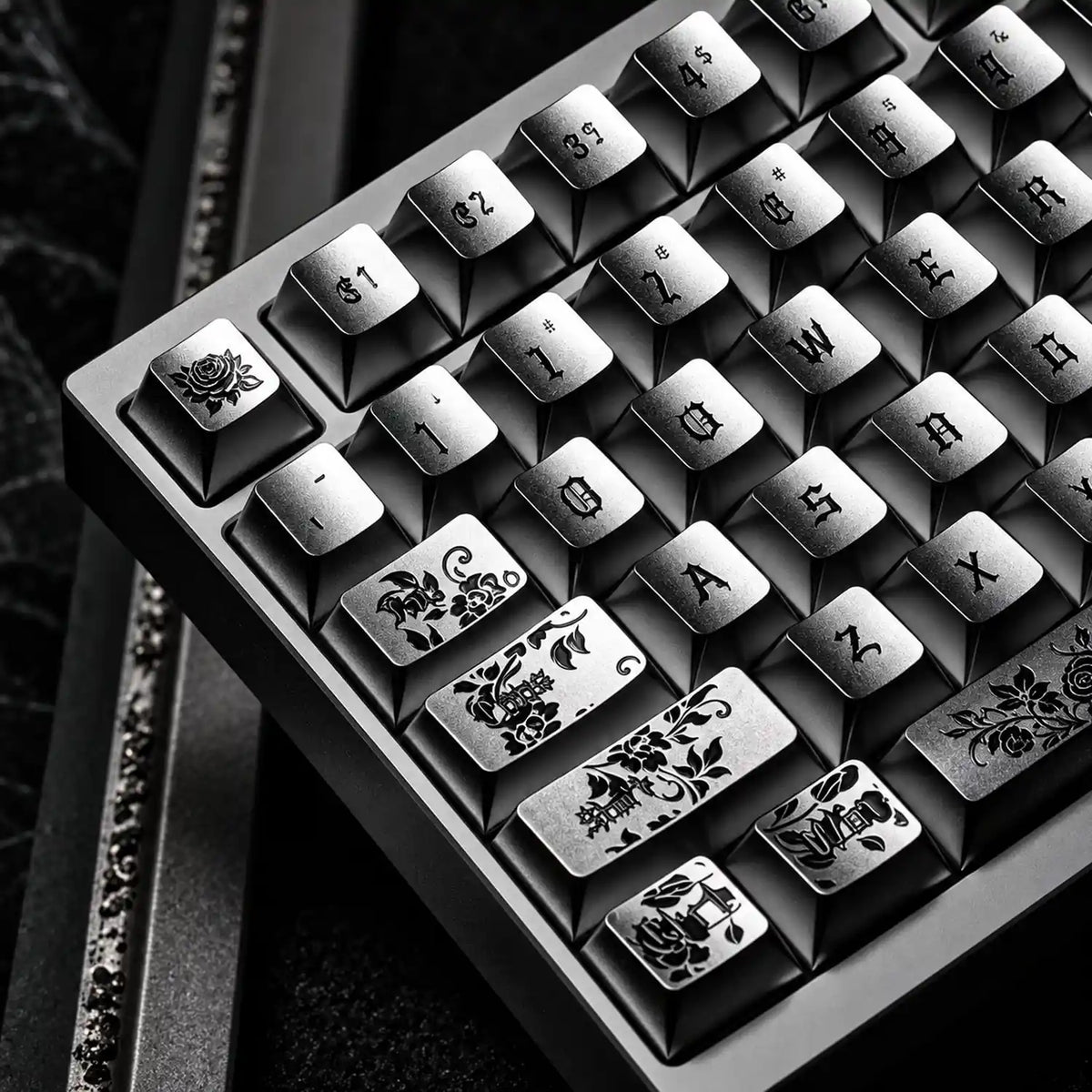 Gothic Rose Retro Metallic PBT Keycap Set